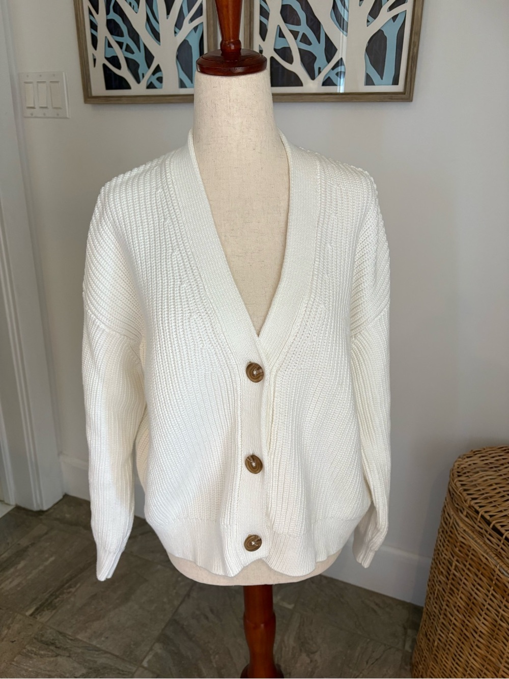 EUC Quince 100% organic cotton fisherman boxy cropped cardigan - Picture 5 of 8